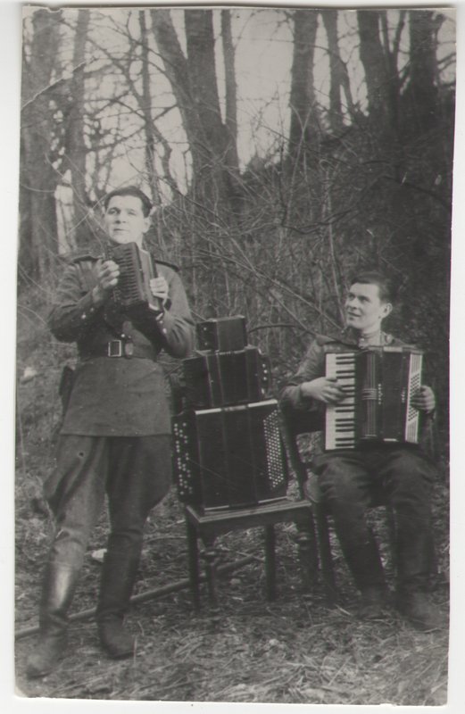 Accordionist Gali Jamnikhanov Performing Concert on Frontlines