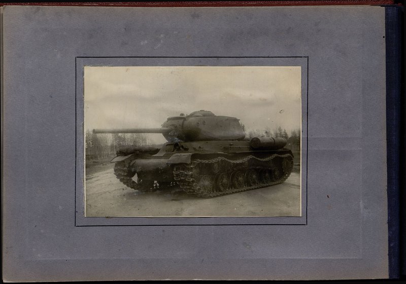 Original image: Heavy tank IS-85