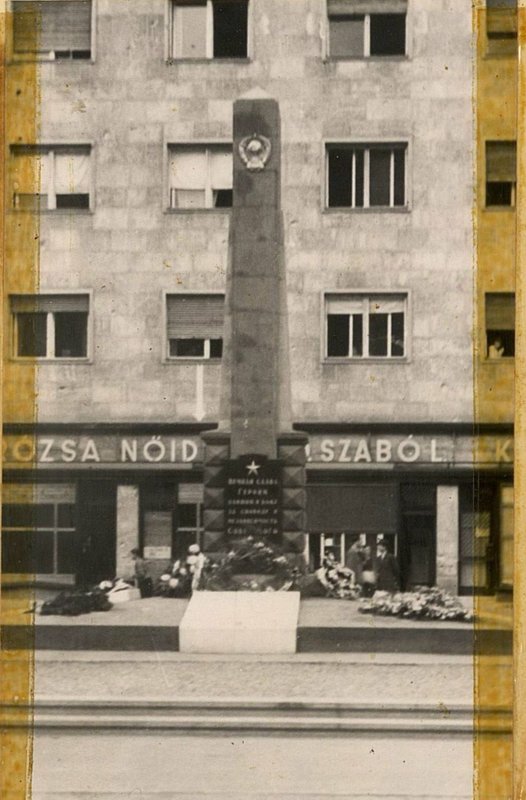 Фотография: Памятники павшим в боях, установленные в городах Европы