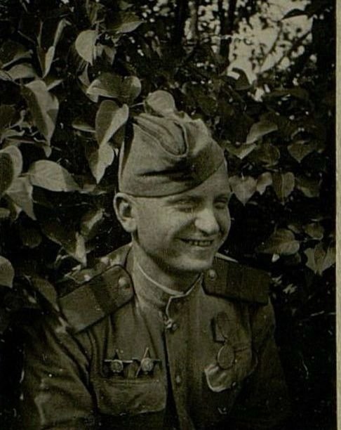 Фотография: Орденоносец Старший Сержант  Некрасов М.М.