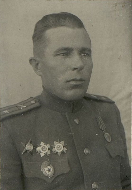 Image: Deputy battalion commander for political affairs of the Guard Major Kalinichenko
