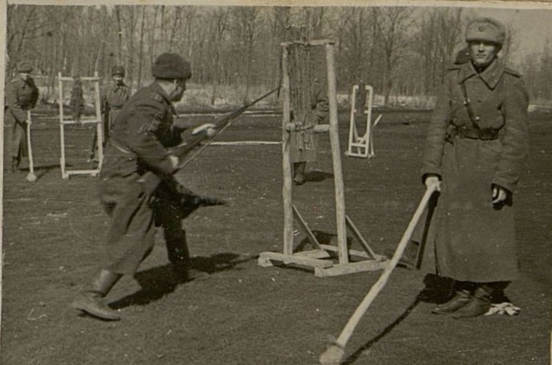 Фотография: Штыковой бой