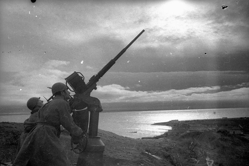 Anti-aircraft gun