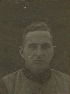Image: Deputy commander of the 1st engineering company, senior lieutenant Shustrov