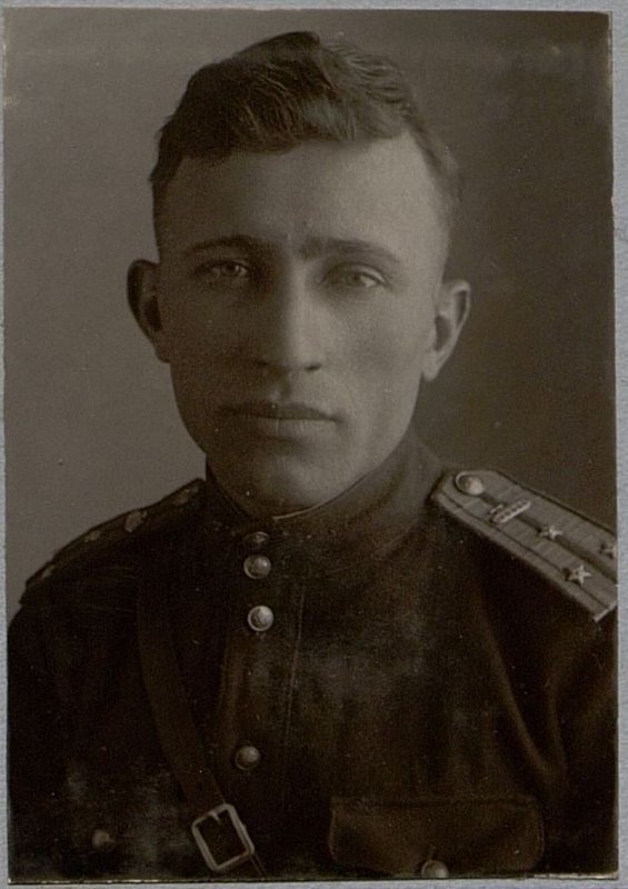 Фотография: Старший лейтенант Тышлек И.Х. Командир 1 батальона