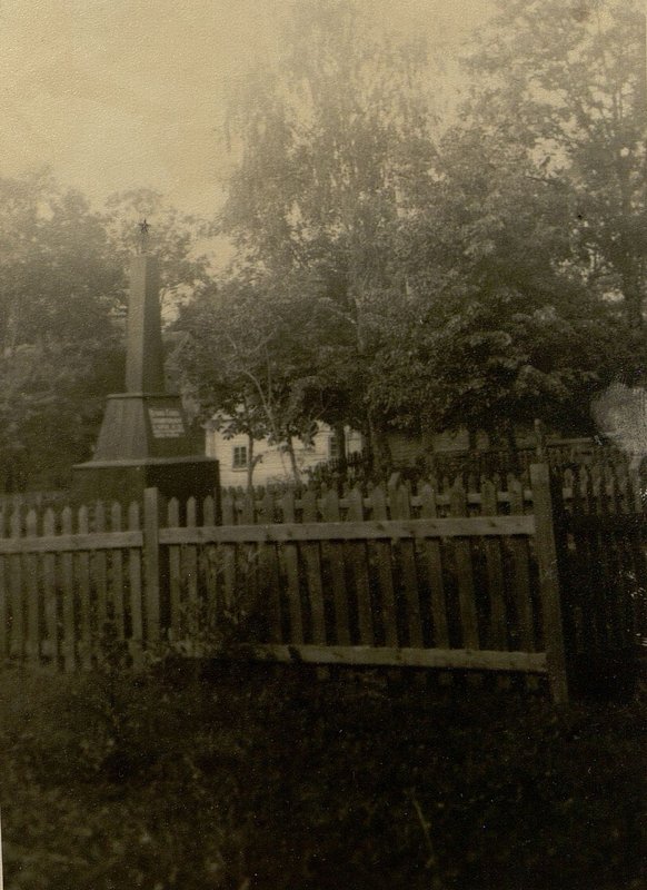 Image: Mass grave number 1