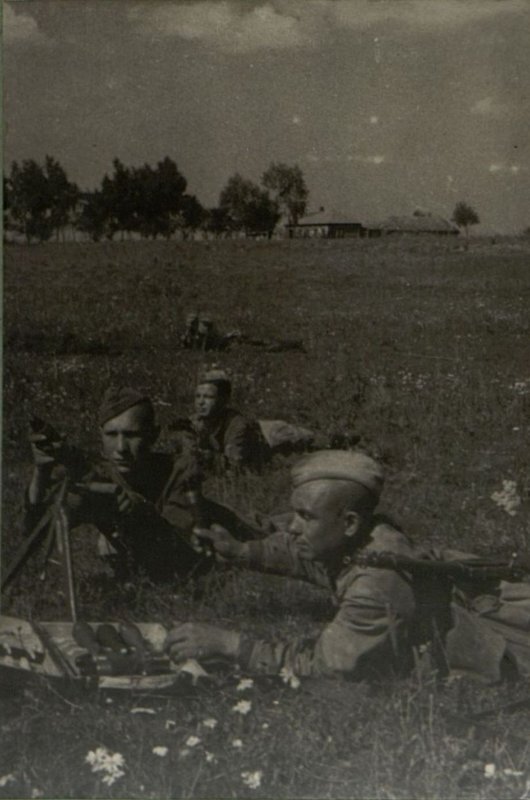 Фотография: Войска продвигаются