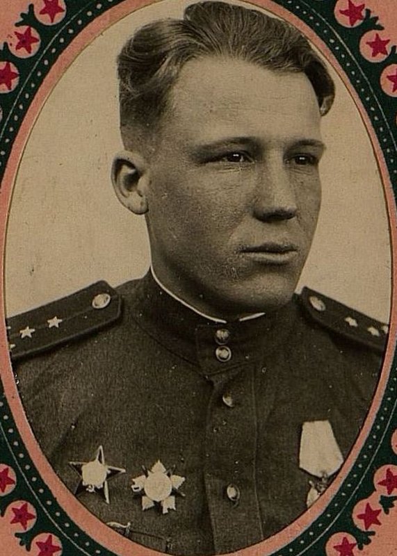 Image: guard captain Dolutsky - deputy battalion commander