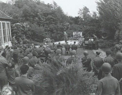 Встреча союзников. Зрительный зал во время концерта. Германия, г. Цербст