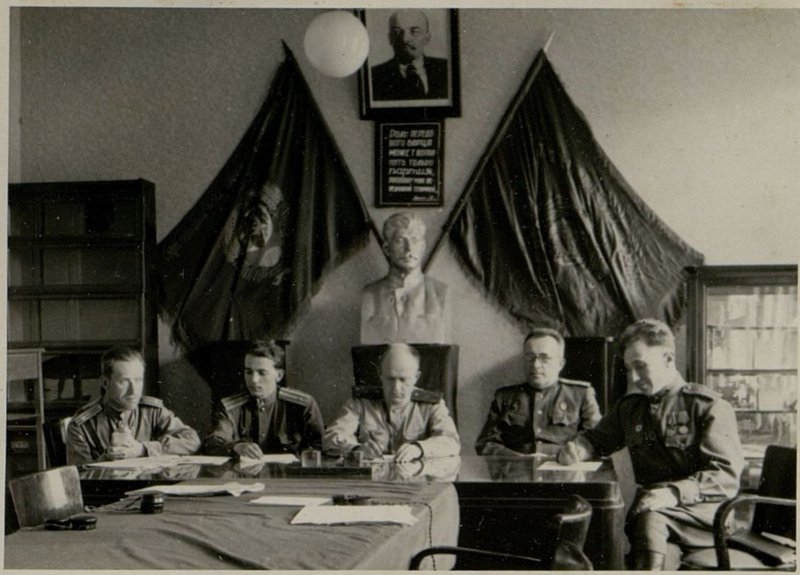 Фотография: Заседание партийного бюро