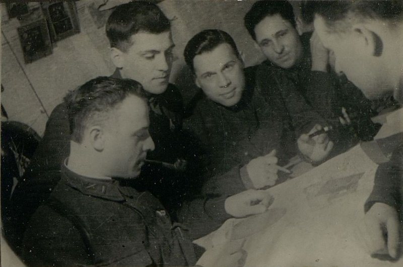 Image: Division headquarters at work. January 1942
