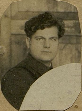 Фотография: Капитан Соломонов Александр Петрович. Первый парторг 993 с. полка с 22 июня по апрель 1942 г.