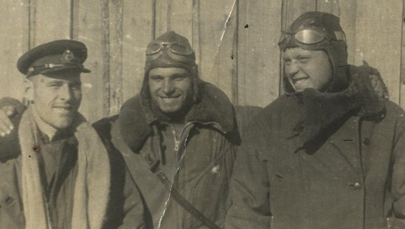 The crew of the 63rd air squadron of the Pacific Fleet. From left to right: navigator Galyukov, pilot Borzhenko and gunner N.A. Khatyrev