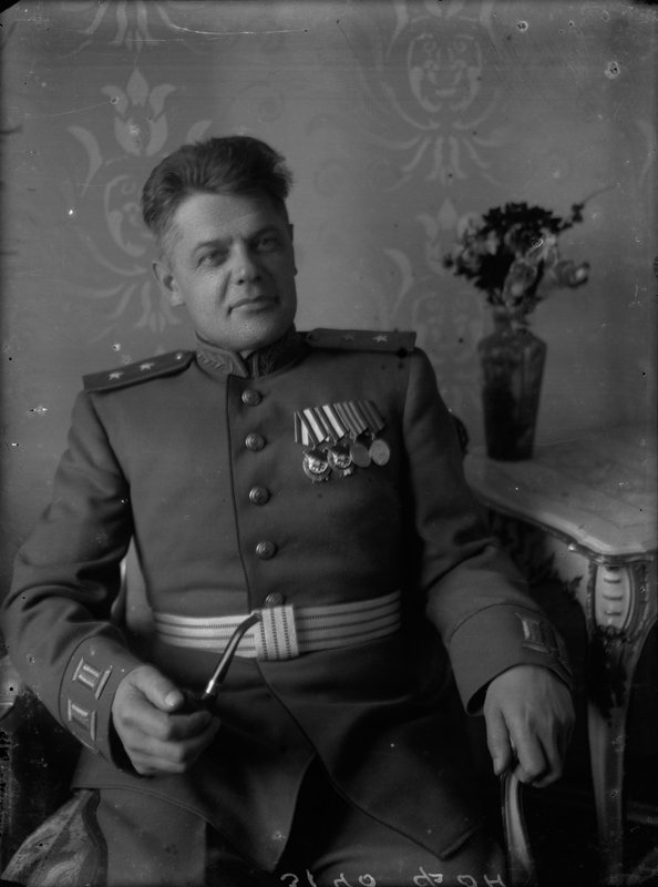 «Член военного Совета Московского фронта ПВО генерал-лейтенант Н.Ф.Гритчин.»