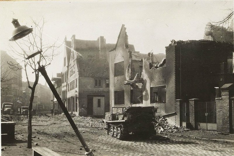 Image: Danzig. Destruction on Johannes Gasse