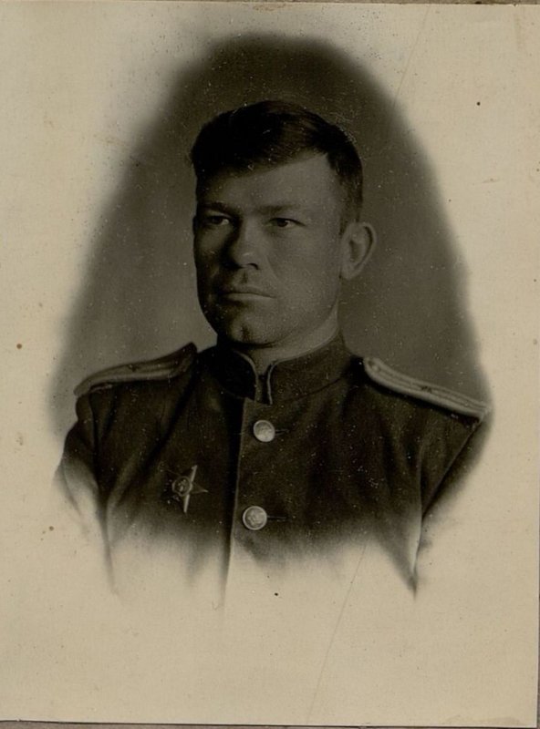 Фотография: 25 сентября 1942 г. командиром полка был назначен майор товарищ Жидович