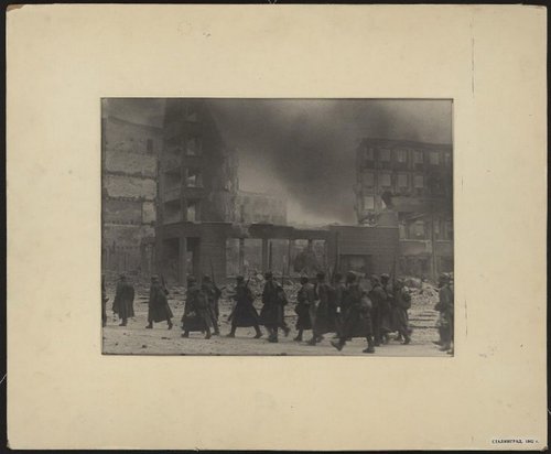 В Сталинград.