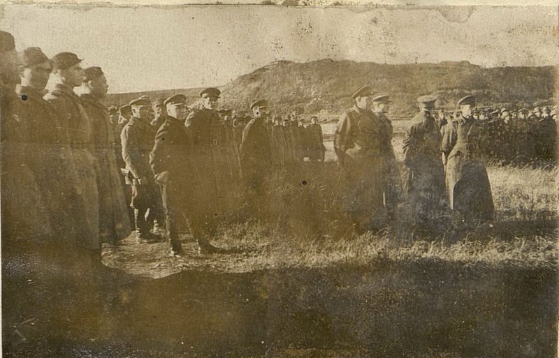 Фотография: Парад в честь 25 годовщины комсомола