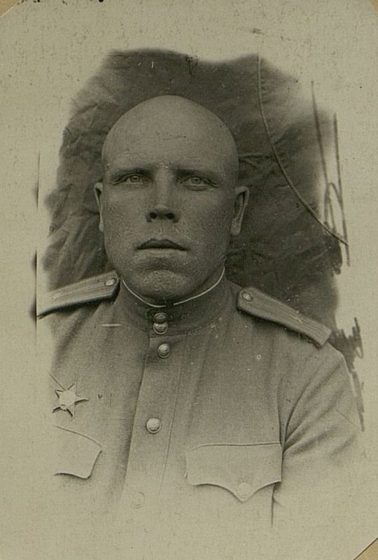 Фотография: Подполковник Тыкин Николай Петрович Заместитель начальника политотдела 263 Сивашской дивизии. Ветеран дивизии.