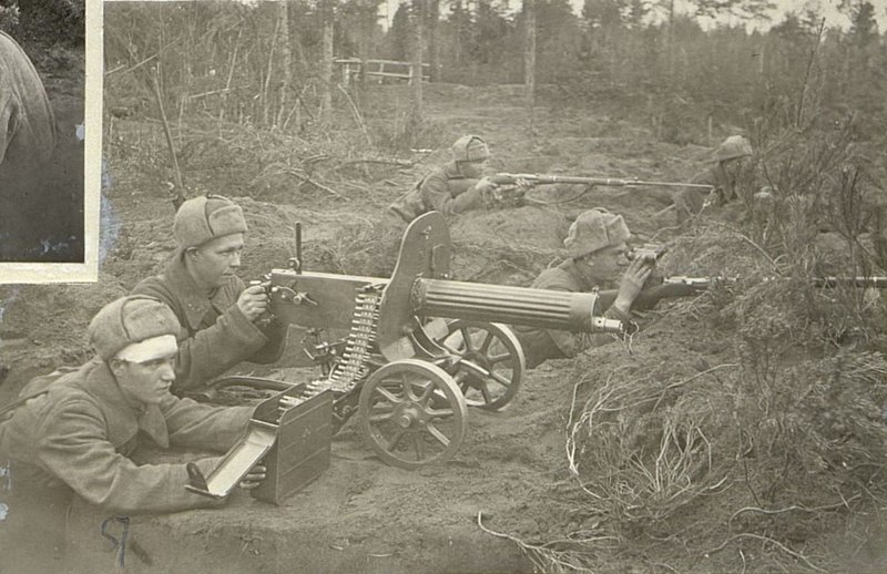 Image: The nomadic easel machine gun of S. Mugamedov destroyed 32 White Finns and his gunner V. Krainev 19 White Finns