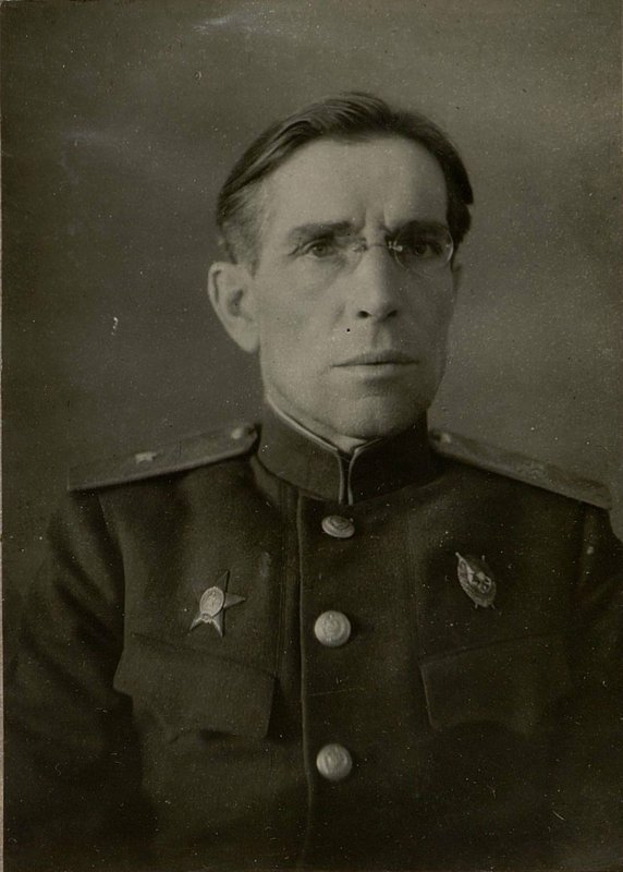 Фотография: Командир 12 запасной стрелковой дивизии Генерал-Майор Ворожейкин А.М.