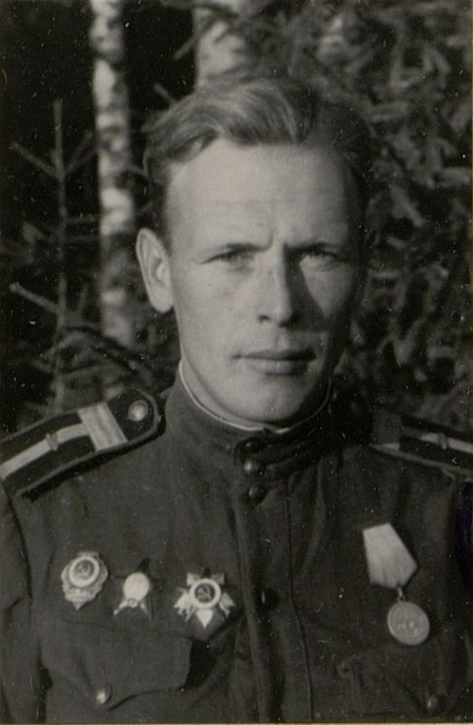 Фотография: Командир башни старшина Черненко В.Т.
