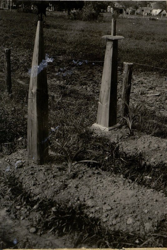 Фотография: Воинское захоронение неизвестного воина, г. Щучин, северо-западная окраина (Вид слева)