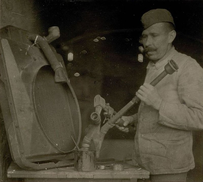 Image: Locksmith private Tkachenko F.I. fulfills the norms by 150-170%