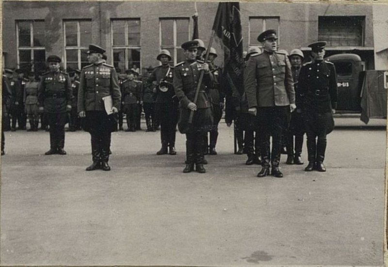 Фотография: День вручения ордена Красного Знамени 138 ИСБ