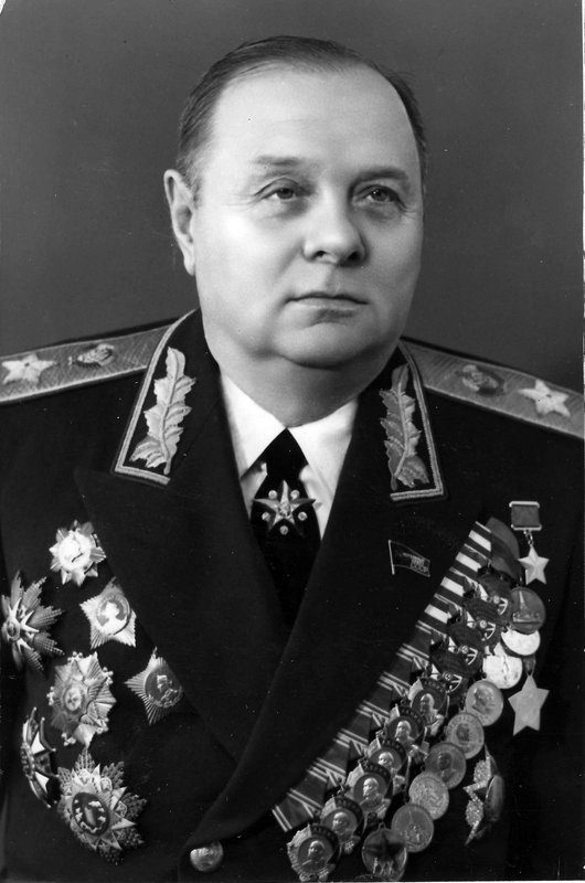 Marshal of the Soviet Union K. Meretskov
