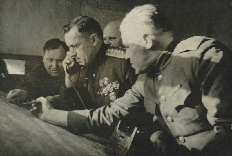 Commander-in-chief of the 1st Belorussian Front K. Rokossovsky (center) at the front headquarters engaged in operational command of the combat operation