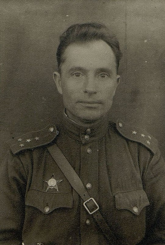 Image: Regiment agitator Captain Melnichuk Nikolay Afanasevich