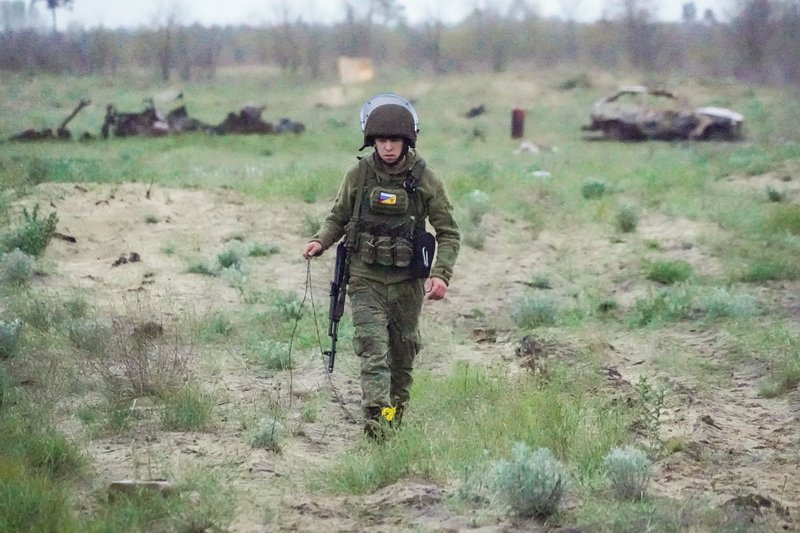 Mobilized servicemen from Chuvashia in SVO Zone in Kherson region. Russia. Kherson region. Engineer-sapper company serviceman mobilized from Chuvash Republic