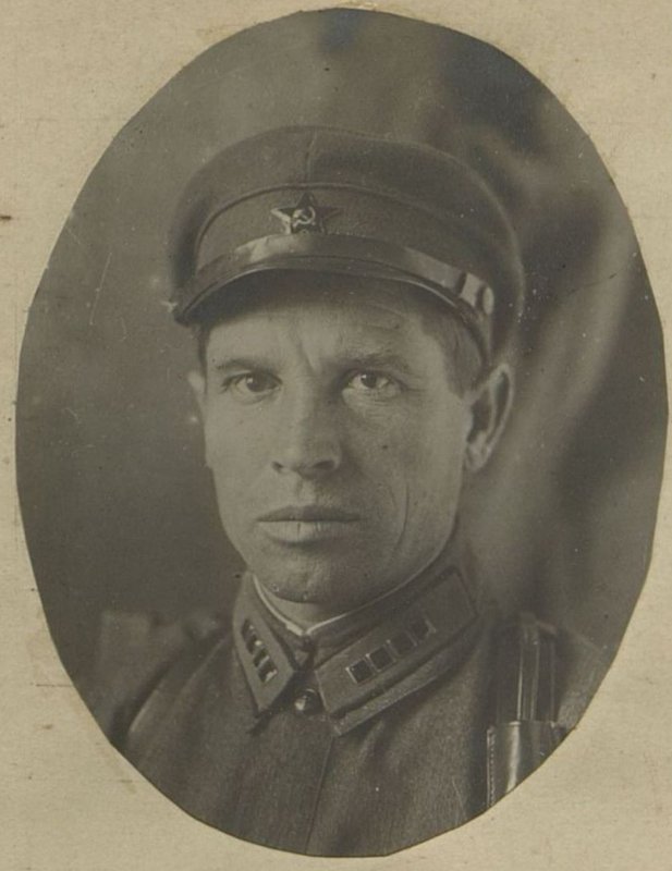 Фотография: Михайлов Петр Никонорович. II помощник начальника штаба полка