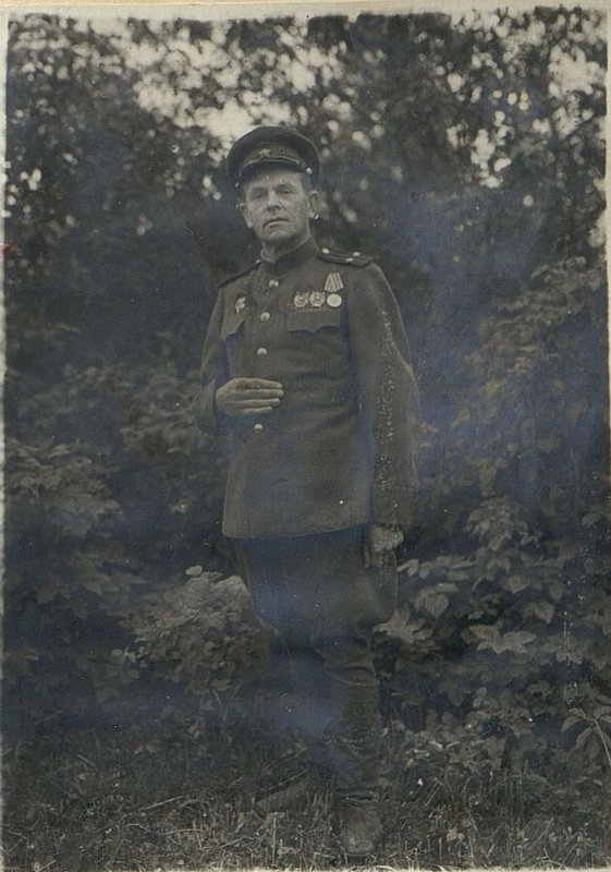 Фотография: Командир полка подполковник Воронин