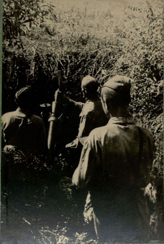 Фотография: Войска продвигаются