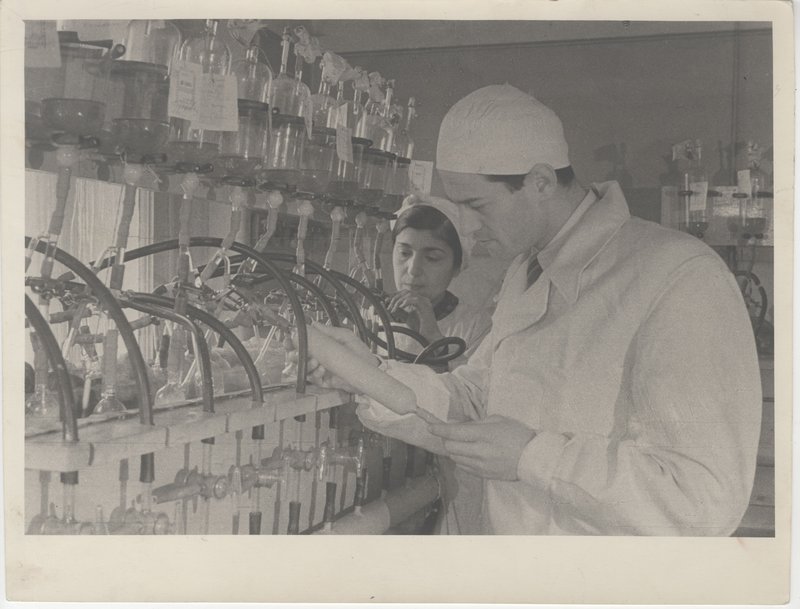 Central Institute of Blood Transfusion, laboratory for the production of dry serum.