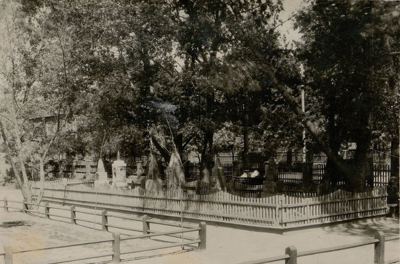 Photo: Monument, 1945, Rechitsa, Sovetskaya Street, in the city square