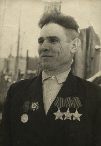 Полный кавалер ордена Славы СССР Фонякин Алексей Федорович. Участник Великой Отечественной войны.