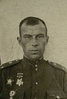 Фотография: Подполковник Клочков Леонид Александрович. Командир 25 Гвардейского артиллерийского полка 7 Гвардейской стрелковой дивизии