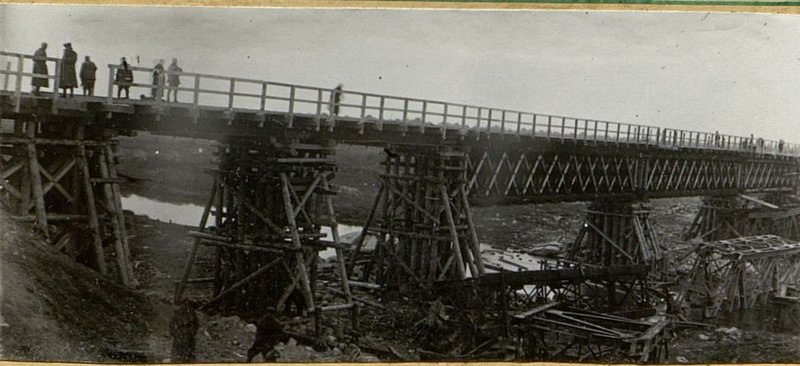 Image: Bridge over the river Snoot