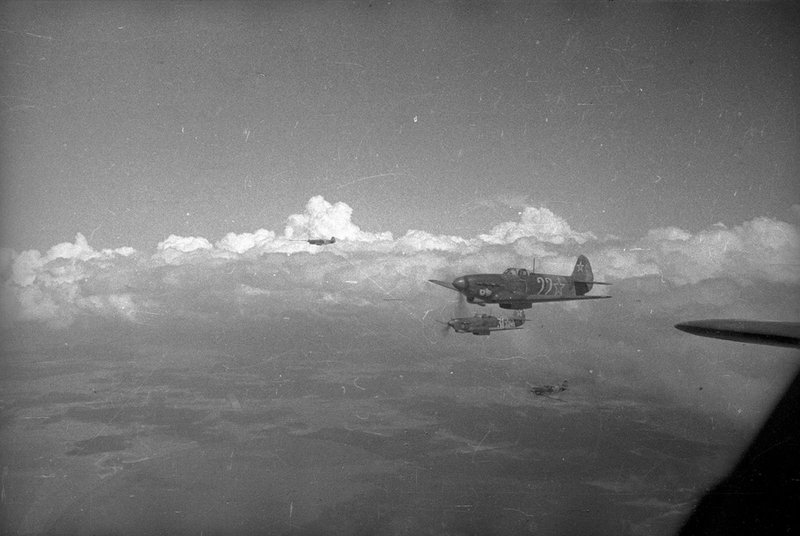 Avdeev squadron in the air