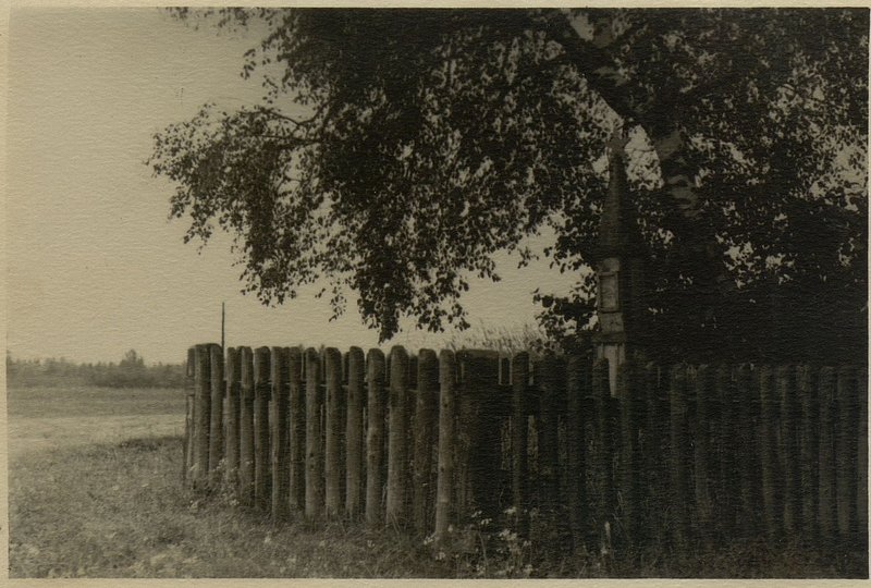 Image: War burial, Oshmyansky district, village Semerniki