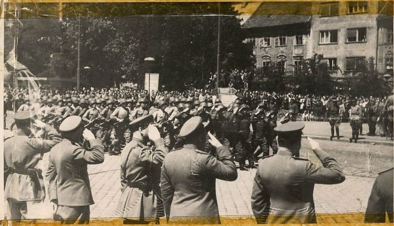 Фотография: Парад частей корпуса