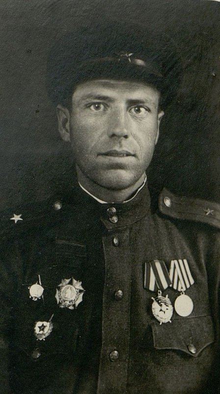 Фотография: Гвардии майор Павел Степанович Коробов, член ВКП/б/