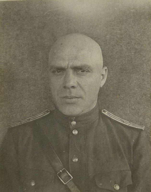 Фотография: Полковник ветеринарной службы Корниенко Александр Петрович. Начальник ветеринарного отдела Северо-Западного фронта