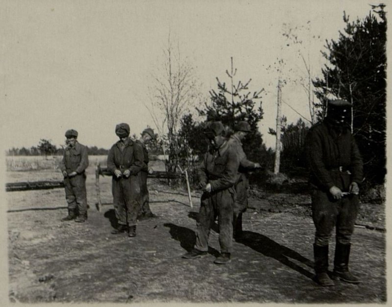 Image: Subdivision of Senior Lieutenant Terekhov's network is being repaired.