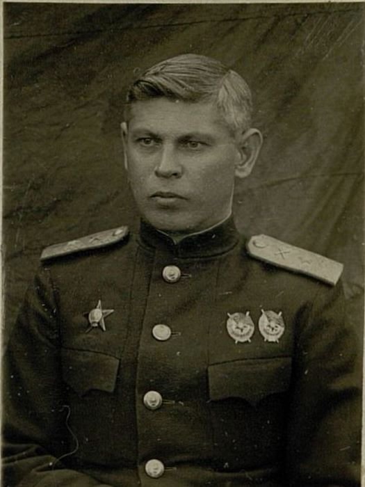Фотография: Генерал-майор артиллерии Харламов Алексей Дмитриевич. Командир 27 артиллерийской дивизии РГК (Резерва главного командования)