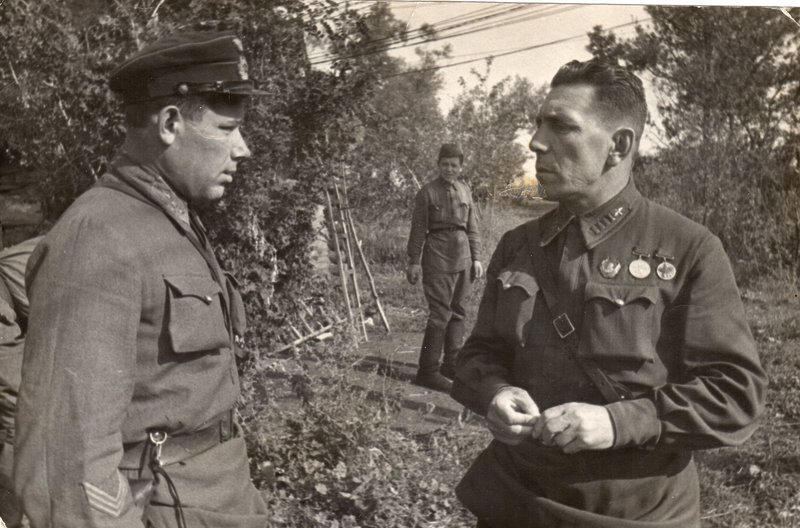 Полковник Белов Н.Г. (справа). Воронежский фронт. 1942 г.