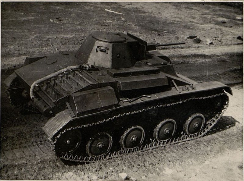 Фотография: Лёгкий танк Т-60